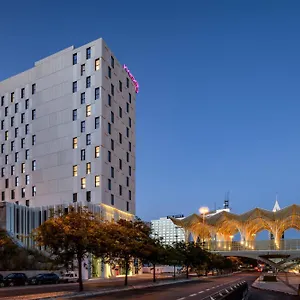 3* Отель Moxy Oriente
